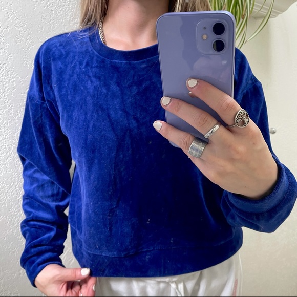 FOREVER 21 BLUE VELVET SWEATER - Picture 1 of 3